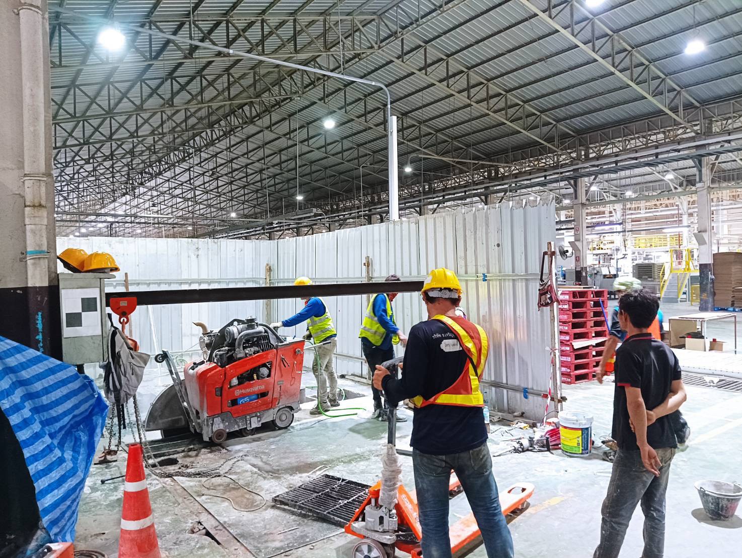 LINE_ALBUM_งานตัดพื้นคอนกรีต foor saw_260818_11